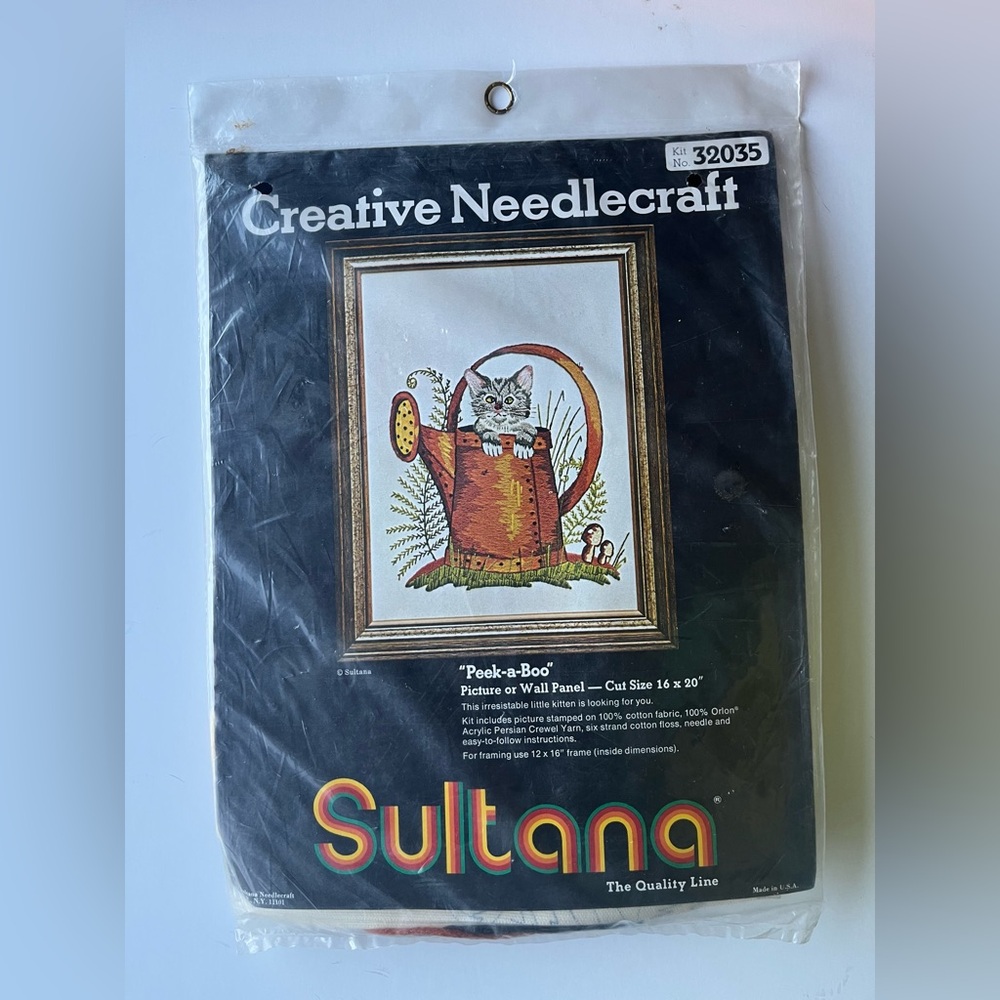 SULTANA Creative Needlecraft Crewel Kit 32035 PEEK A BOO Kitty Cat Kitten NEW